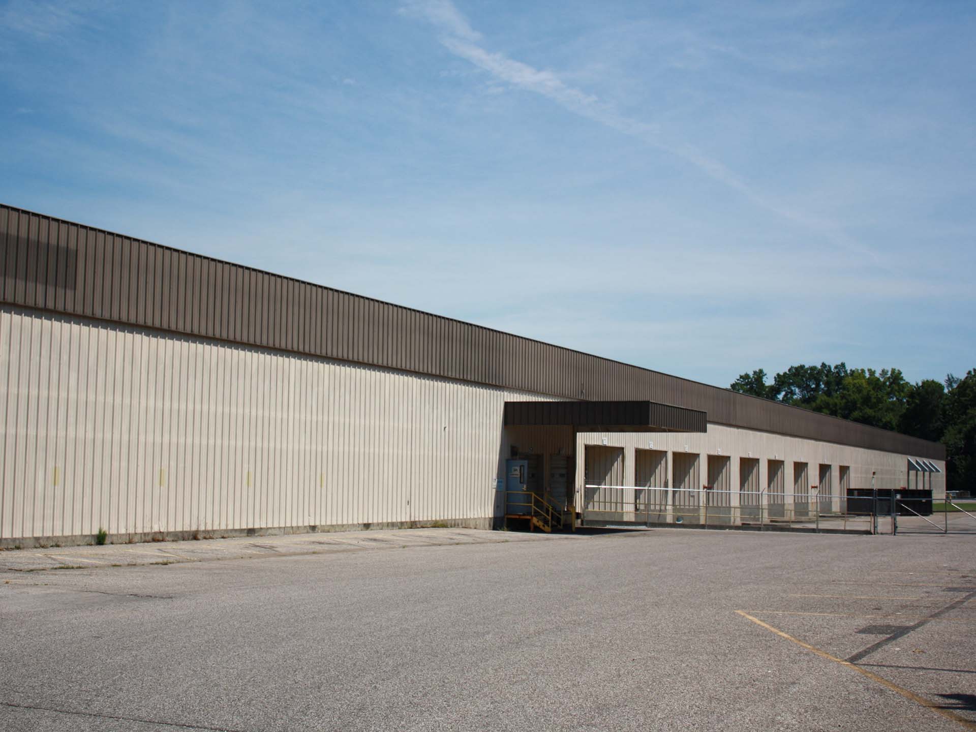 Dant Clayton built a facility in Louisville, KY, to grow their bleacher manufacturing process.